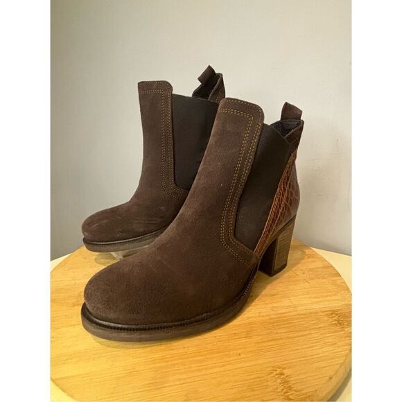 Bellini Women's Waterproof‎ Suede Croc Block Heels Coffee Chelsea Boots Sz 7-7.5 - Picture 2 of 7